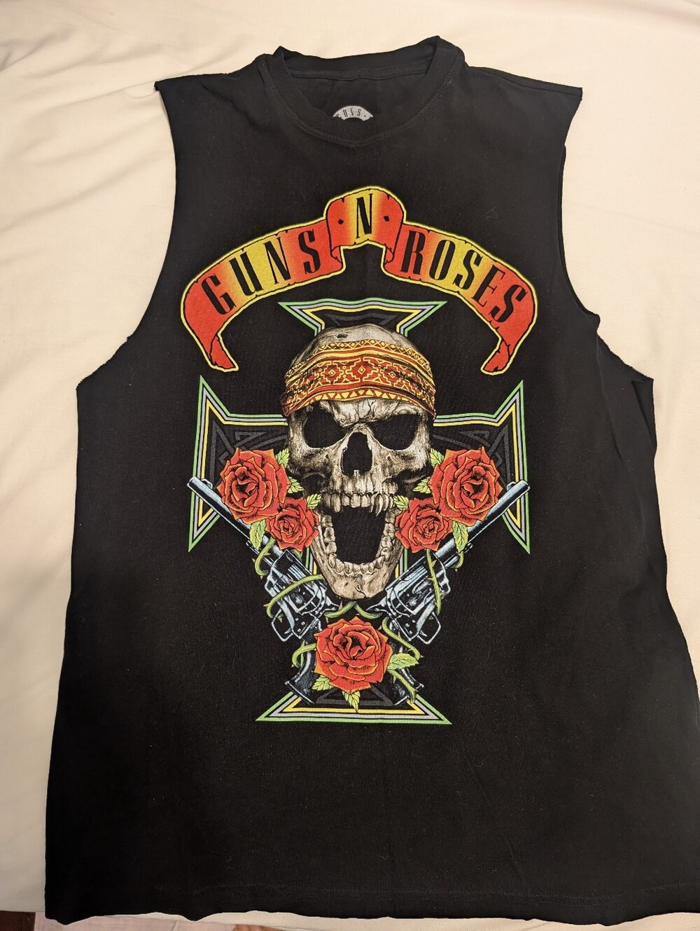 Official Guns N' Roses Concert Black Sleeveless Graphic Top. Small